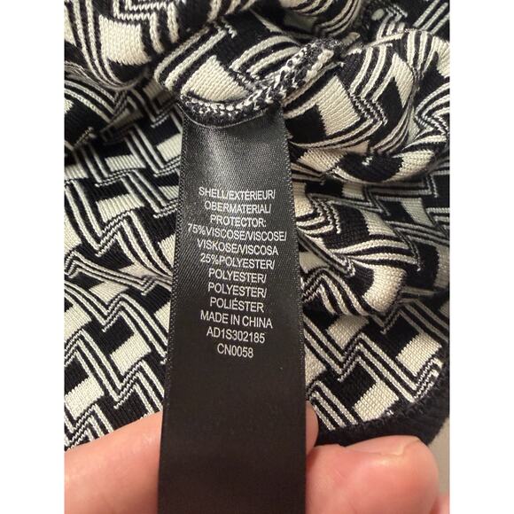 Women’s New With Tags Adrianna Papell Sweater Polo Size Large - Picture 9 of 9